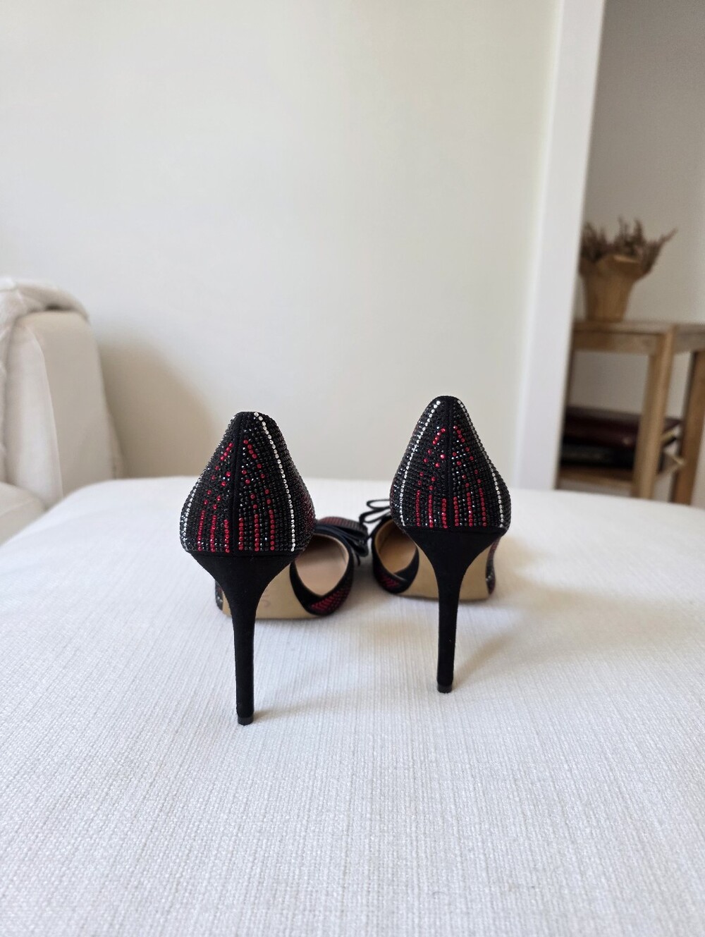 INC Red and Black Crystal Bow Pointed-Toe Women's Pumps - Picture 4 of 5